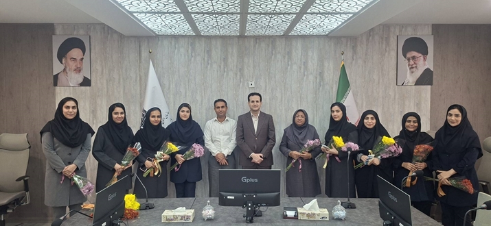 تجلیل از بانوان شرکت شهرک‌های صنعتی هرمزگان توسط مدیرعامل شرکت